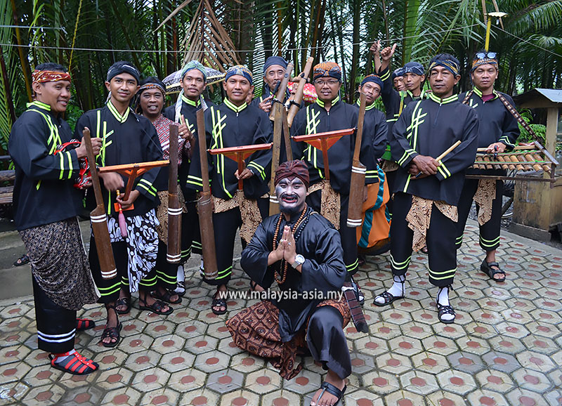Khentongan Musicians People