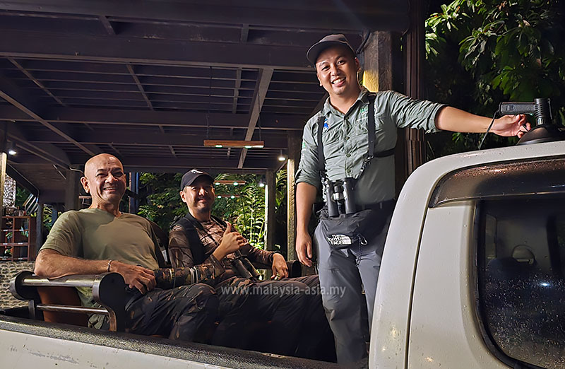 danum-night-safari Best Things to Do in Danum Valley