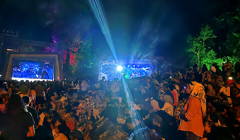 rainforest-world-music-festival-crowd Ultimate Guide to Rainforest World Music Festival 2027: Three Decades of Jungle Magic